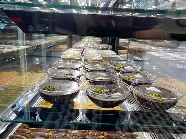 Opinii despre Ömer Roma Dondurma în Kağıthane - Gastronomi ve konaklama