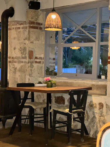 Alaçatı Zeytin Tarla - Çeşme