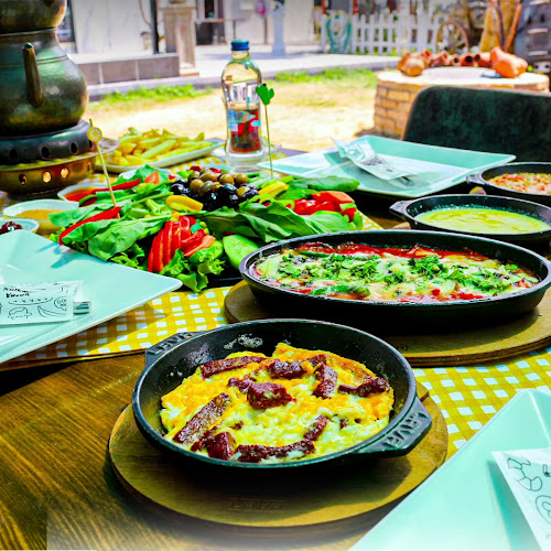 Opinii despre Atila Breakfast Summer Garden în Karaman - Gastronomi ve konaklama