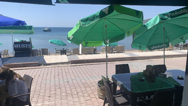 Musti Cafe & Restaurant