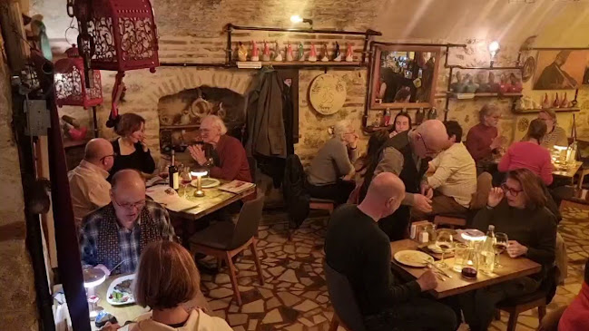 Opinii despre Arch Bistro în Fatih - Gastronomi ve konaklama