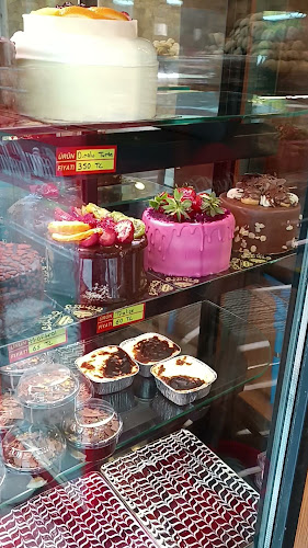 Comentarii opinii despre Sari Firin Unlu Mamülleri