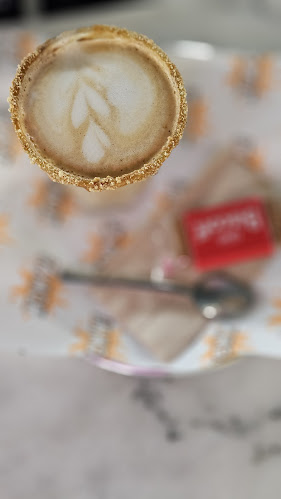 Opinii despre Noww Croissants & Coffee în Bursa - Gastronomi ve konaklama