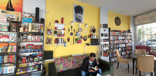 Efe Kitap Kafe Burhaniye