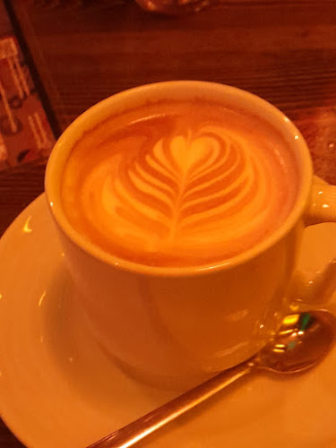 Comentarii opinii despre Hangover sky