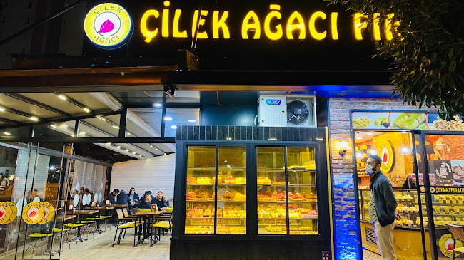 Çilek Ağacı Fırın & Cafe