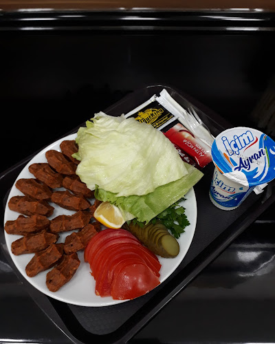 Comentarii opinii despre BULGURKİNG ÇİĞKÖFTE & FAST FOOD