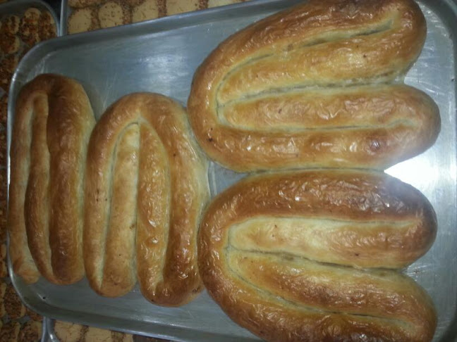 Opinii despre Şirinyer Unlu Mamülleri în Buca - Gastronomi ve konaklama