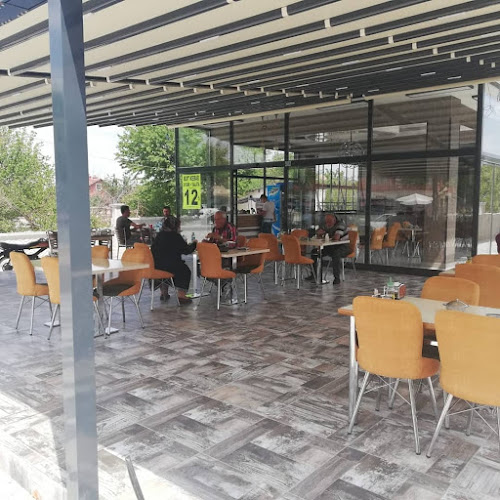 Opinii despre İKİZLER ETLİEKMEK ve IZGARA în Meram - Gastronomi ve konaklama