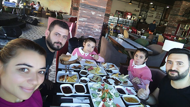 Comentarii opinii despre "HANN & SANAT" Cafe'Restourant