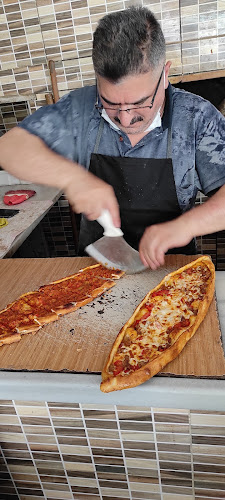 Opinii despre KÖŞEM CAFE RESTAURANT (kebap - Lahmacun-pide) în İstanbul - Gastronomi ve konaklama