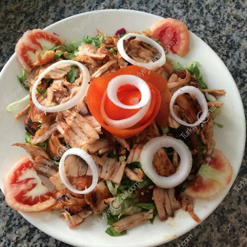 Opinii despre Kral Tantuni Escom în Anamur - Gastronomi ve konaklama