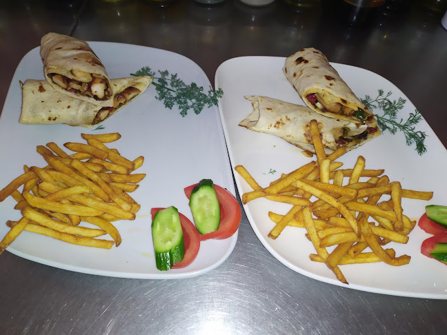 BOBBİLİ CAFE 1 - Gastronomi ve konaklama