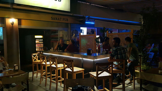 Comentarii opinii despre SANAT PUB&CAFE