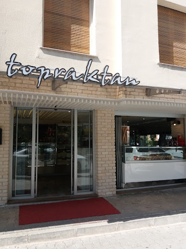 Topraktan patisserie