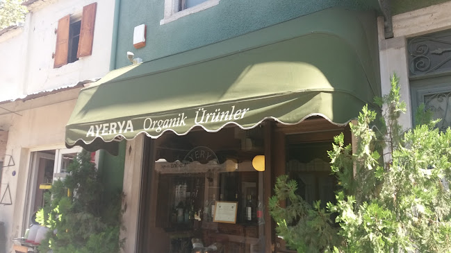Opinii despre Ayerya Organik Ürünler ve Cafe în Urla - Gastronomi ve konaklama