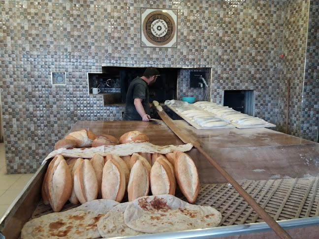 Menzil Odunlu Ekmek Fırını Ve Unlu Mamülleri - Gastronomi ve konaklama