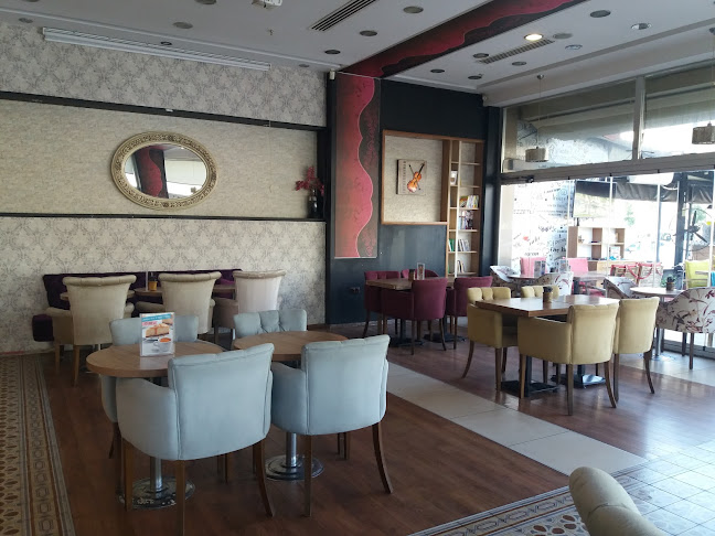 Opinii despre Cafe De Yaşam în İzmir - Gastronomi ve konaklama