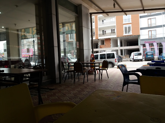 Memurlar Kıraathanesi