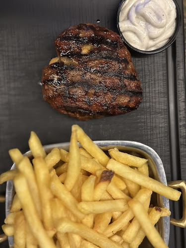 Saltbae Burger Nişantaşı - Gastronomi ve konaklama