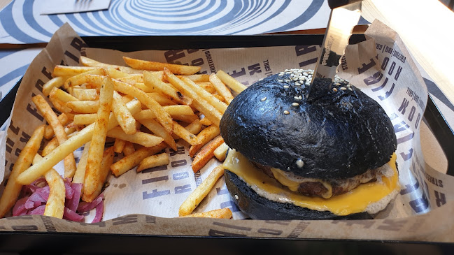 Opinii despre Fireroom Maslak în Sarıyer - Gastronomi ve konaklama