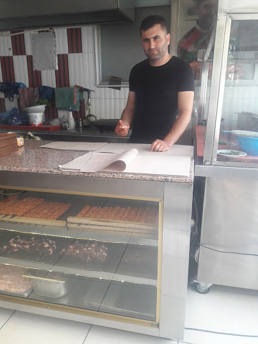 Cigerci Yusuf ve ahmet usta, Aşağı Kayabaşı, Atatürk Blv. Karanfil Konutları D:Altı 1/b, 51000 Niğde Merkez, 51000 Niğde Merkez/Niğde