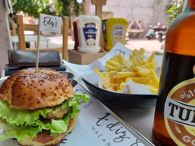 Opinii despre Ediz's Burgers în Ayvalık - Gastronomi ve konaklama