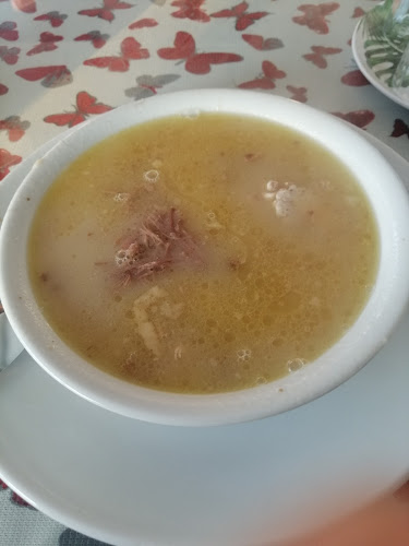 Edremitli Meşhur Kemal Ustanın Yeri - Gastronomi ve konaklama