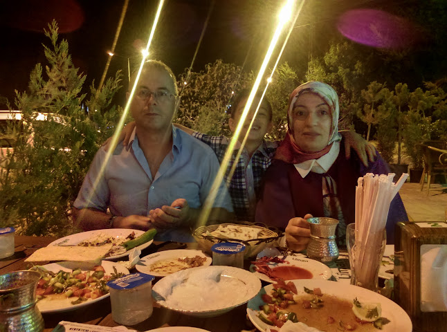 Opinii despre Vangölü Köfte & Balık în Edremit - Gastronomi ve konaklama