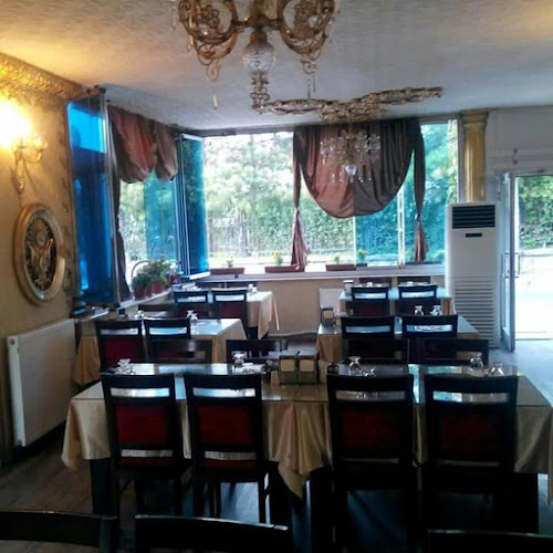 Aşağı kayabaşı mahallesi Öğretmenler caddesi moda apt. altı KONYALI HANEDAN, 51100 Niğde Merkez/Niğde