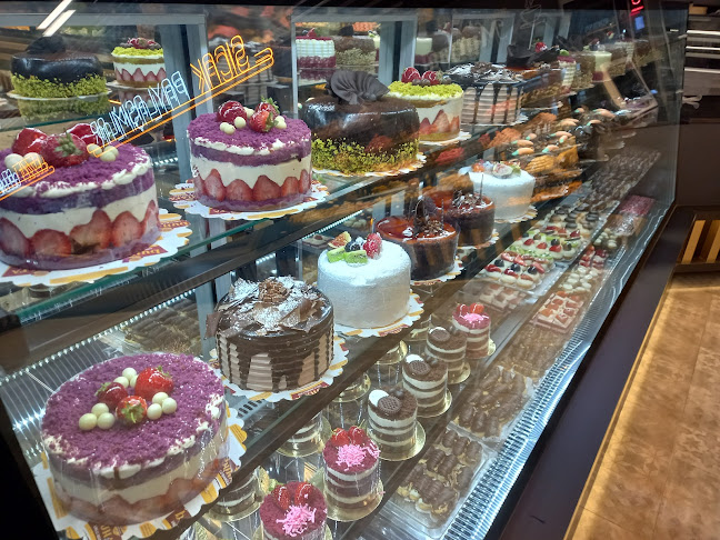 Buhara unlu mamülleri - Ankara