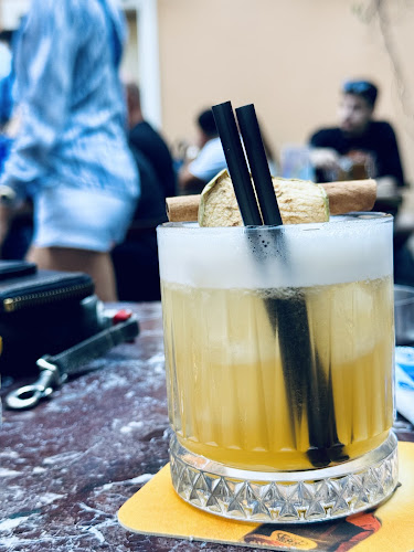 Opinii despre Celtic Irish Pub Istanbul în Beyoğlu - Gastronomi ve konaklama