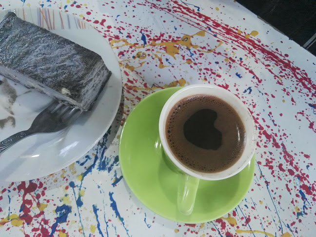 Sade Kahve - Gastronomi ve konaklama