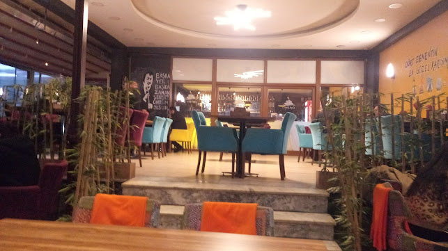 Loca Cafe Kars - Gastronomi ve konaklama