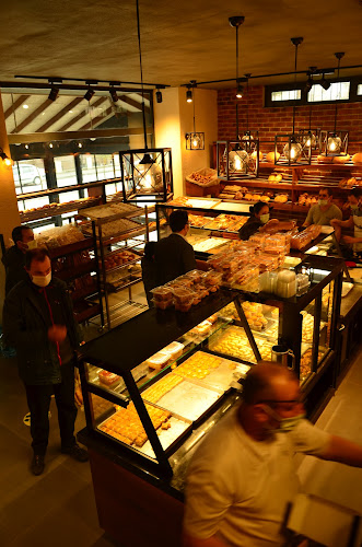 Opinii despre Pelitli Taş Fırın Unlu Mamuller în Çanakkale Merkez - Gastronomi ve konaklama