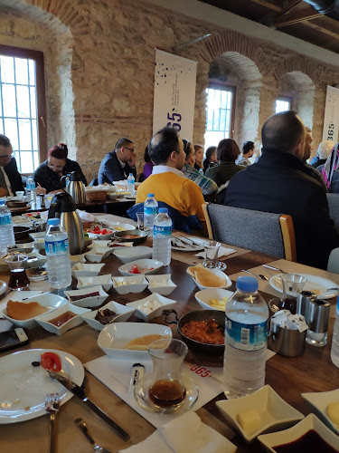 Manastır 1865 - Gastronomi ve konaklama