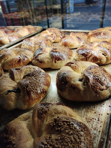 Opinii despre SANAYİ BÖREKÇİSİ în Antalya - Gastronomi ve konaklama