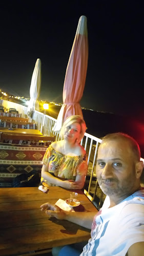 Opinii despre Doruk Cafe Bar în Silivri - Gastronomi ve konaklama