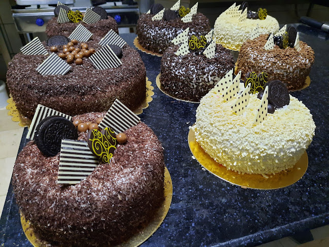 Opinii despre Uludağ Unlu Mamülleri & Cafe în Aksu - Gastronomi ve konaklama