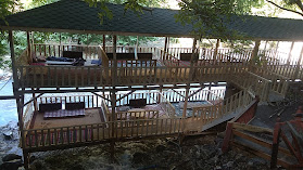 Muhtarın yeri şahin restoran çardak masa kiralama