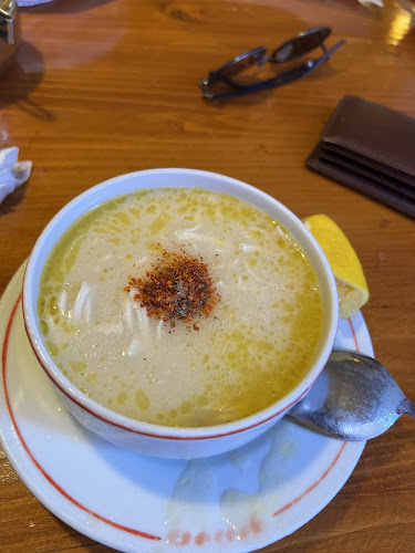 Comentarii opinii despre Ayvalık Paşa Çorba ve zeytinyagli ev yemekleri salonu