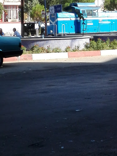 Comentarii opinii despre Esme Belediye Cay Bahcesi