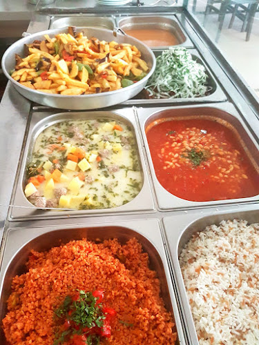 Karavana Köfte & Piyaz ve Ev Yemekleri