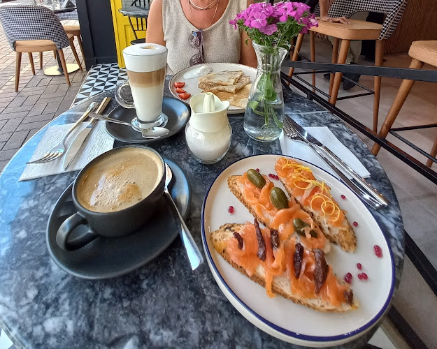 Crazy Granny cafe - Alanya