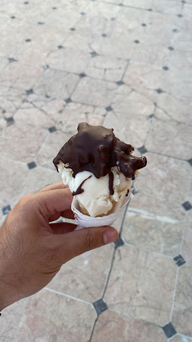 Opinii despre İsmail Şafak Dondurma în Büyükçekmece - Gastronomi ve konaklama