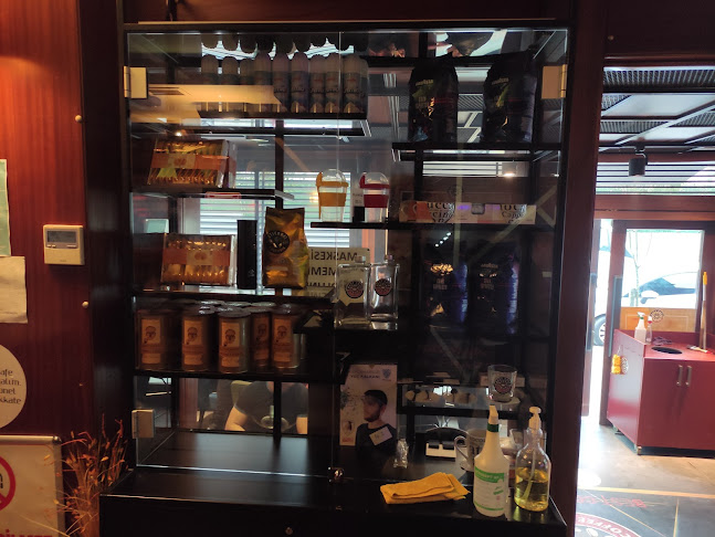 Opinii despre Best Coffee House în Bayrampaşa - Gastronomi ve konaklama