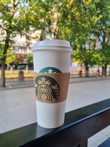 Comentarii opinii despre Starbucks Adalar