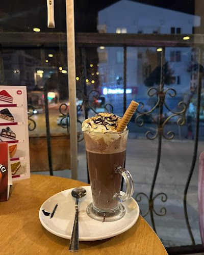 Opinii despre Karga Cafe în Tunceli - Gastronomi ve konaklama