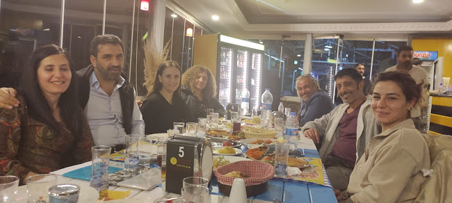 Pera Cafe Restaurant - Gastronomi ve konaklama