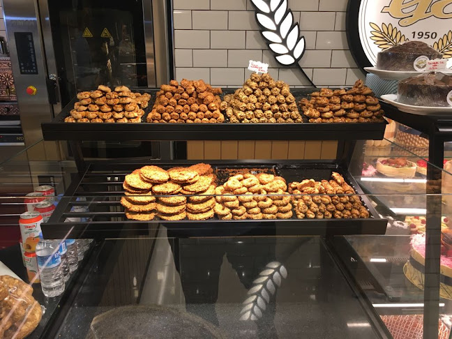 Gazioğlu Pastahanesi - Gastronomi ve konaklama